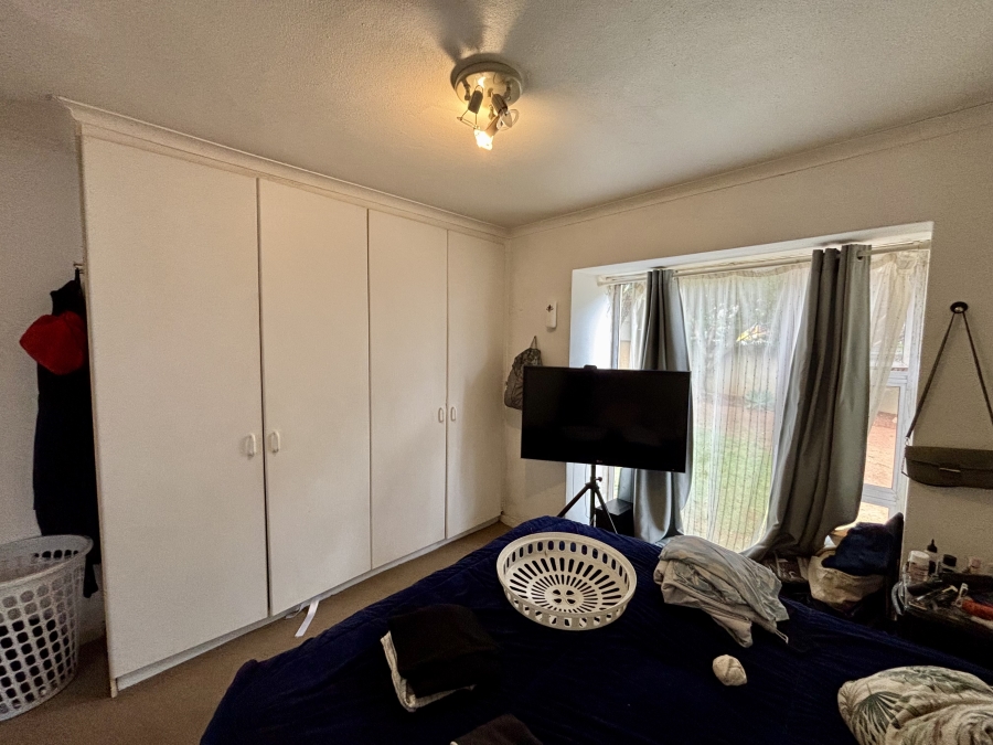 To Let 3 Bedroom Property for Rent in Bromhof Gauteng