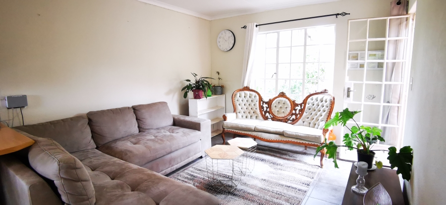 To Let 1 Bedroom Property for Rent in Paulshof Gauteng