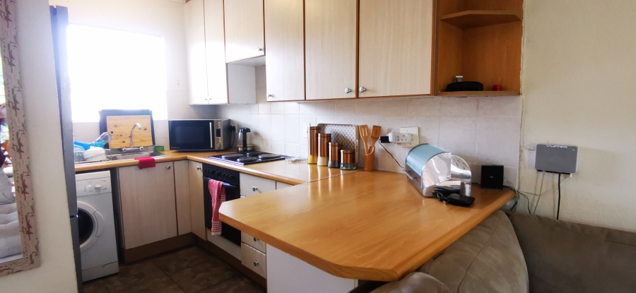 To Let 1 Bedroom Property for Rent in Paulshof Gauteng