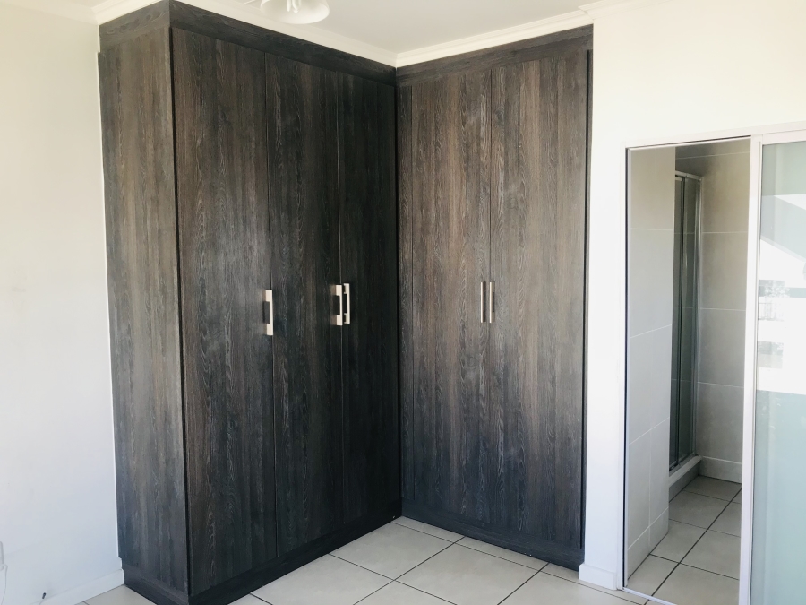 To Let 1 Bedroom Property for Rent in Petervale Gauteng
