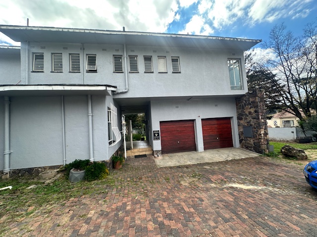 To Let 4 Bedroom Property for Rent in Atholhurst Gauteng