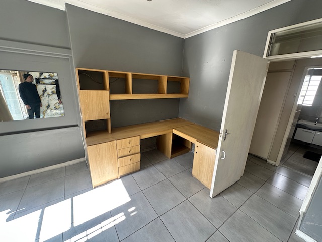 To Let 4 Bedroom Property for Rent in Atholhurst Gauteng