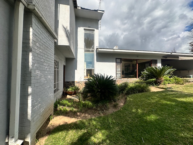 To Let 4 Bedroom Property for Rent in Atholhurst Gauteng