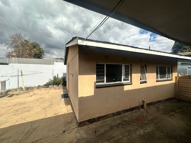 To Let 4 Bedroom Property for Rent in Atholhurst Gauteng