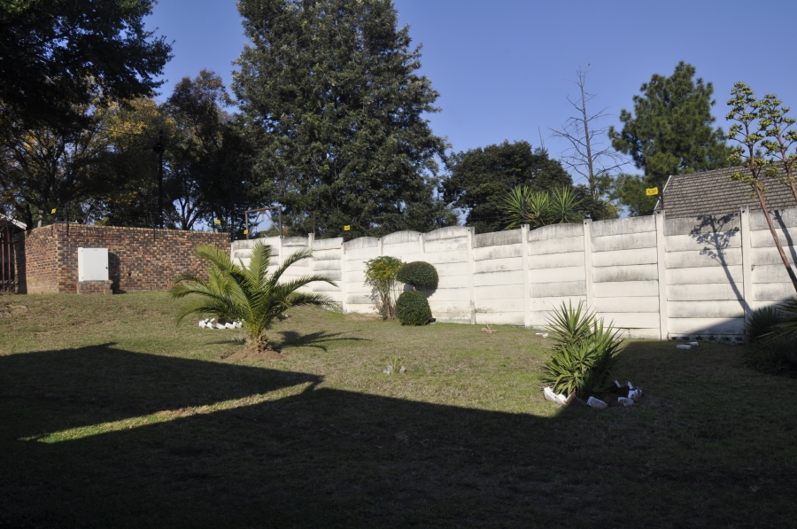 3 Bedroom Property for Sale in Buccleuch Gauteng