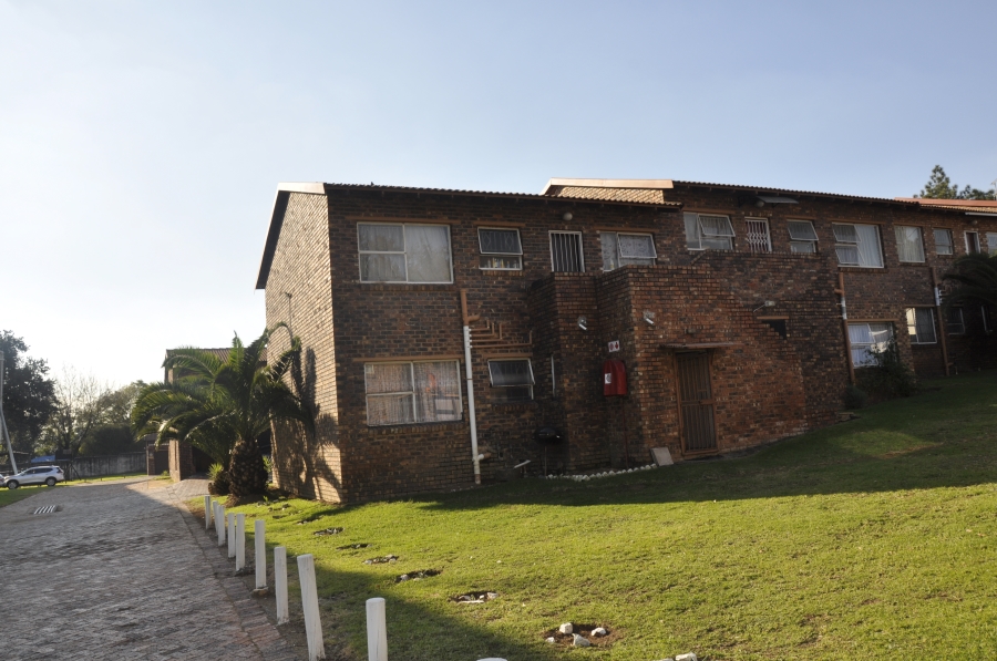 3 Bedroom Property for Sale in Buccleuch Gauteng