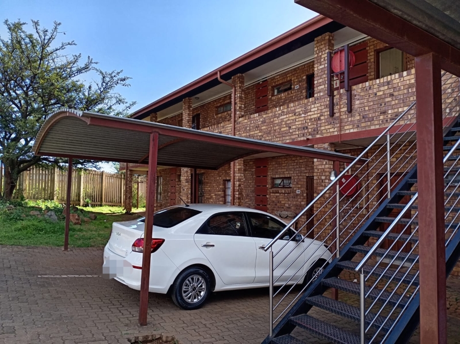 2 Bedroom Property for Sale in Lotus Gardens Gauteng