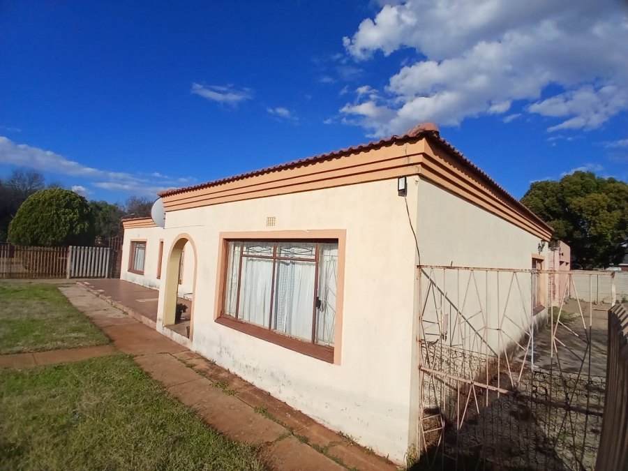 4 Bedroom Property for Sale in Welverdiend Gauteng