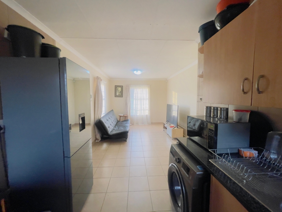 3 Bedroom Property for Sale in Olievenhoutbosch Gauteng