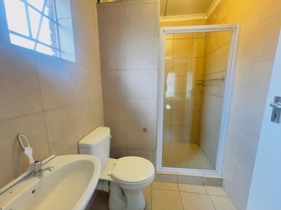 3 Bedroom Property for Sale in Olievenhoutbosch Gauteng