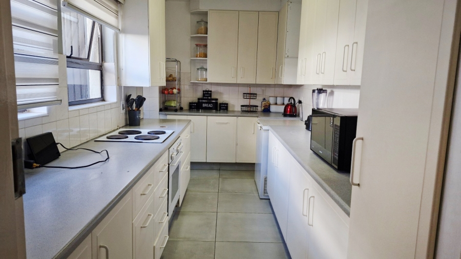 3 Bedroom Property for Sale in Corlett Gardens Gauteng