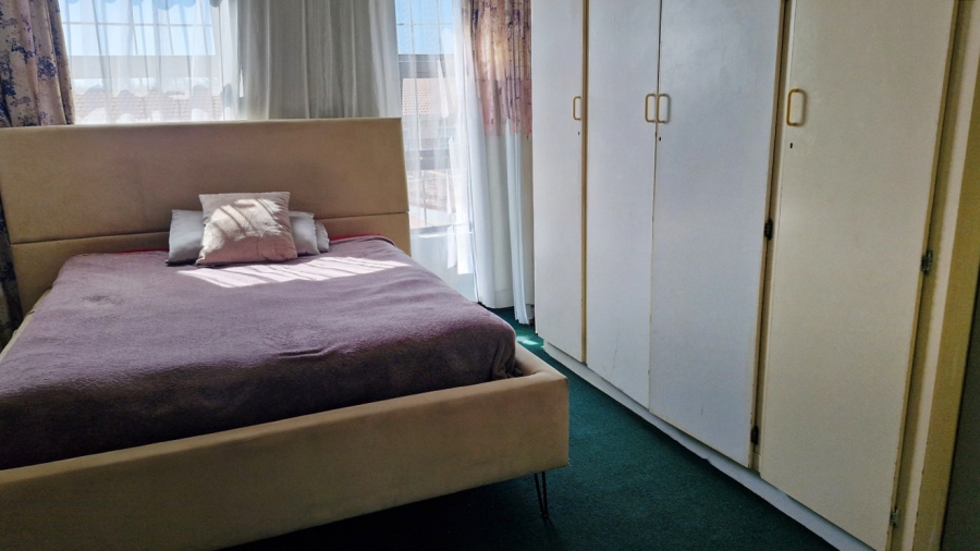3 Bedroom Property for Sale in Corlett Gardens Gauteng
