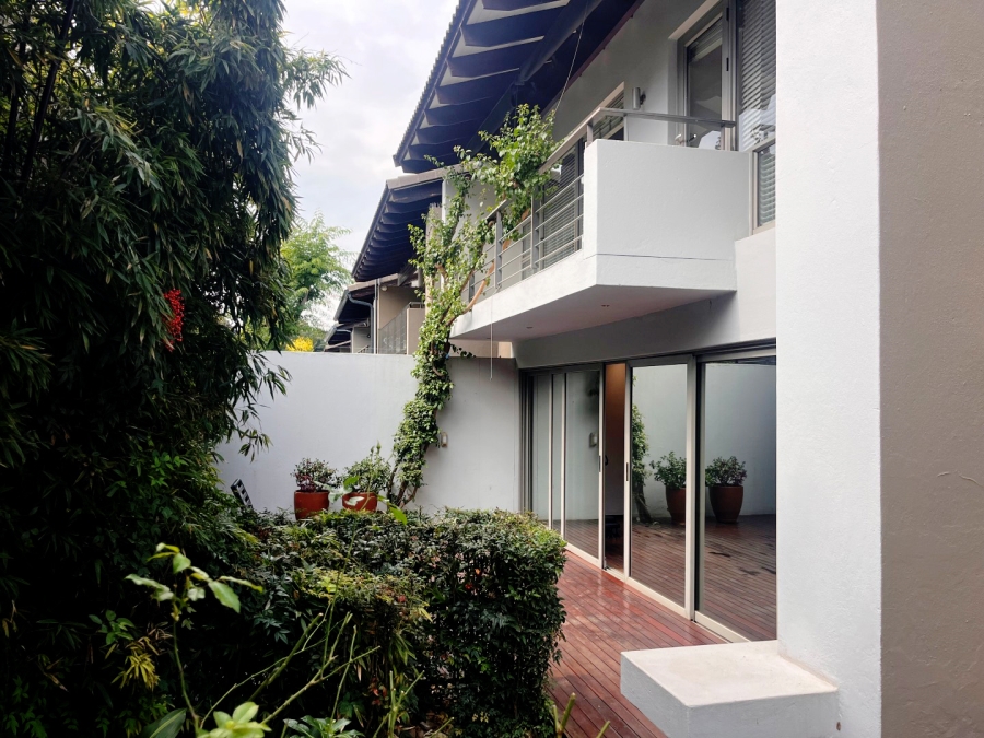 3 Bedroom Property for Sale in Atholl Gauteng