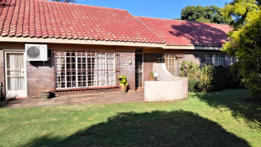 3 Bedroom Property for Sale in Greenhills Gauteng