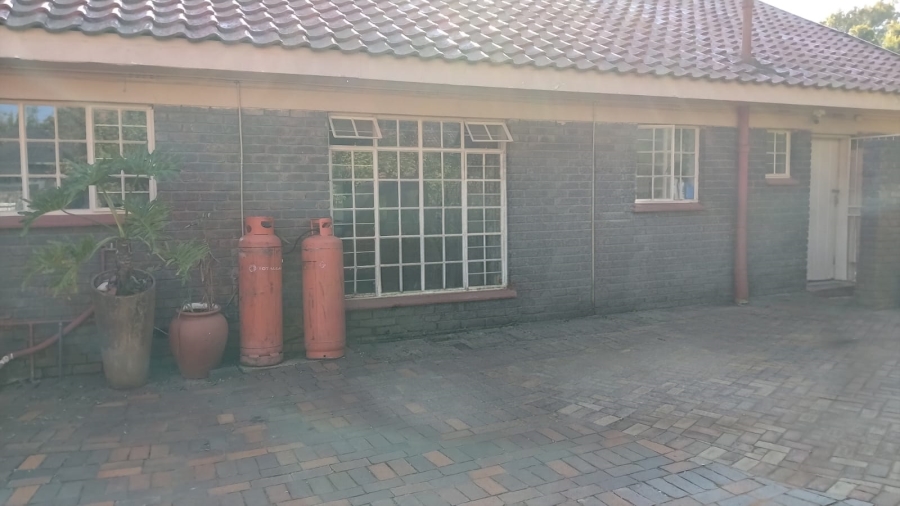3 Bedroom Property for Sale in Greenhills Gauteng