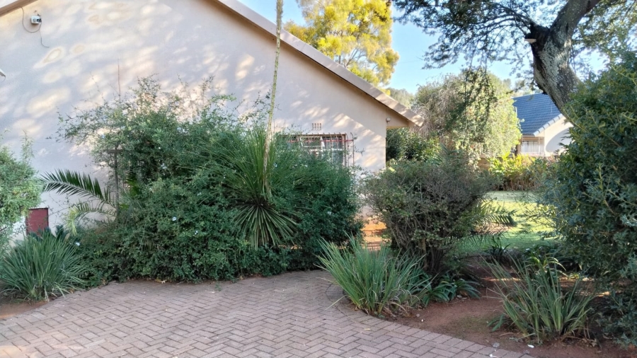 3 Bedroom Property for Sale in Greenhills Gauteng