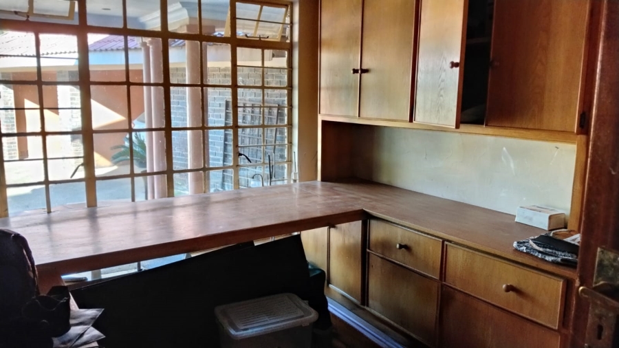 3 Bedroom Property for Sale in Greenhills Gauteng