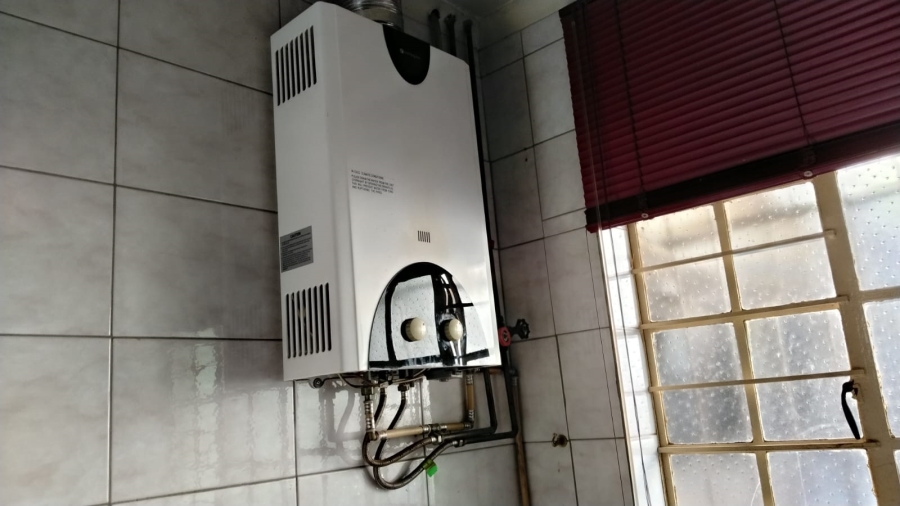 3 Bedroom Property for Sale in Greenhills Gauteng