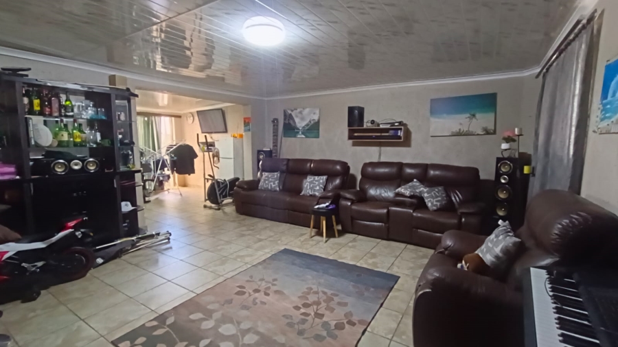 3 Bedroom Property for Sale in Greenhills Gauteng