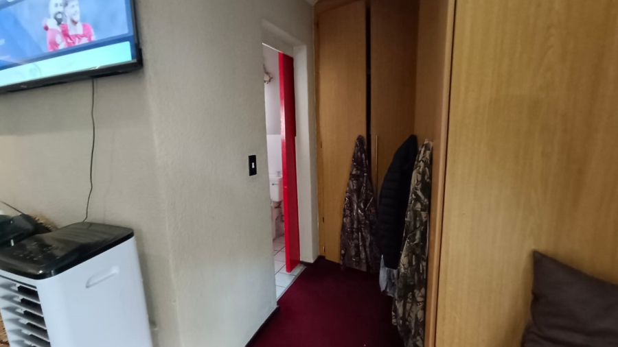 3 Bedroom Property for Sale in Greenhills Gauteng