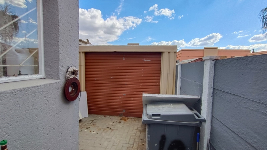 3 Bedroom Property for Sale in Greenhills Gauteng