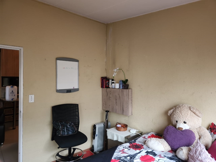 3 Bedroom Property for Sale in Ridgeway Gauteng