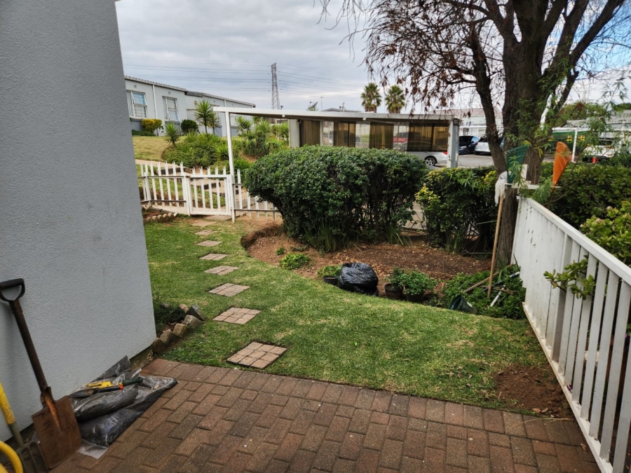 3 Bedroom Property for Sale in Ridgeway Gauteng
