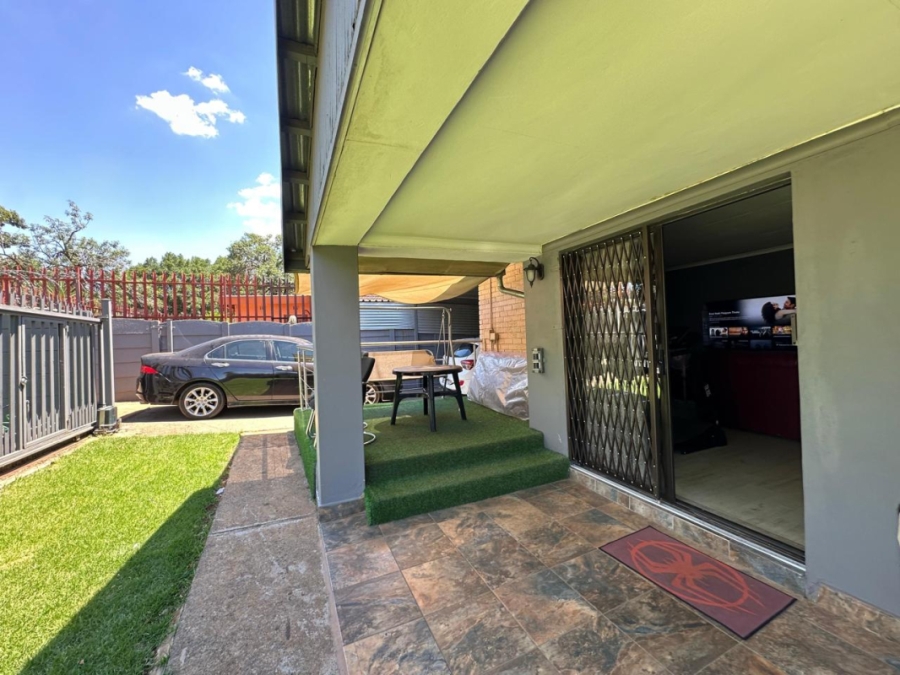 3 Bedroom Property for Sale in Klopperpark Gauteng