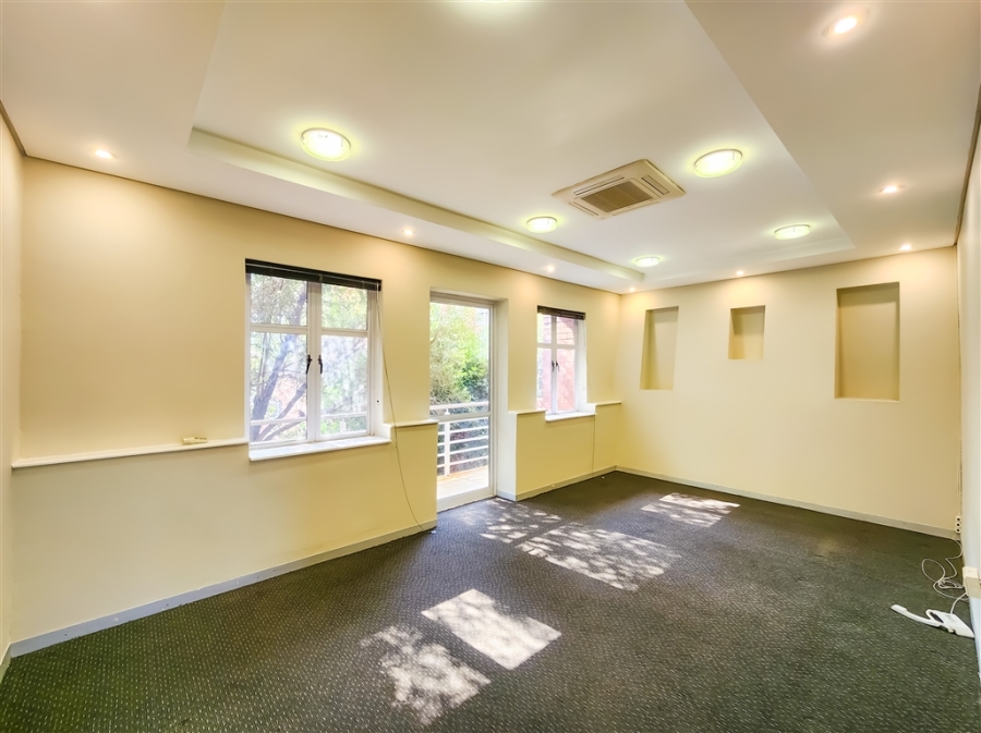 To Let Commercial Property for Rent in Fourways Gauteng