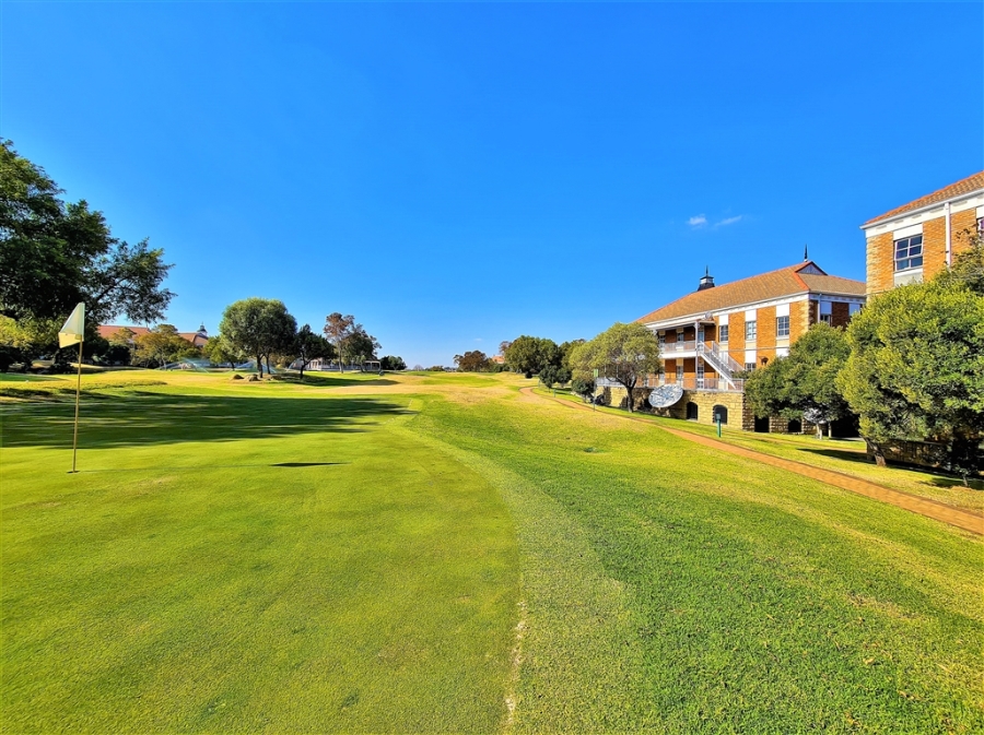 To Let Commercial Property for Rent in Fourways Gauteng