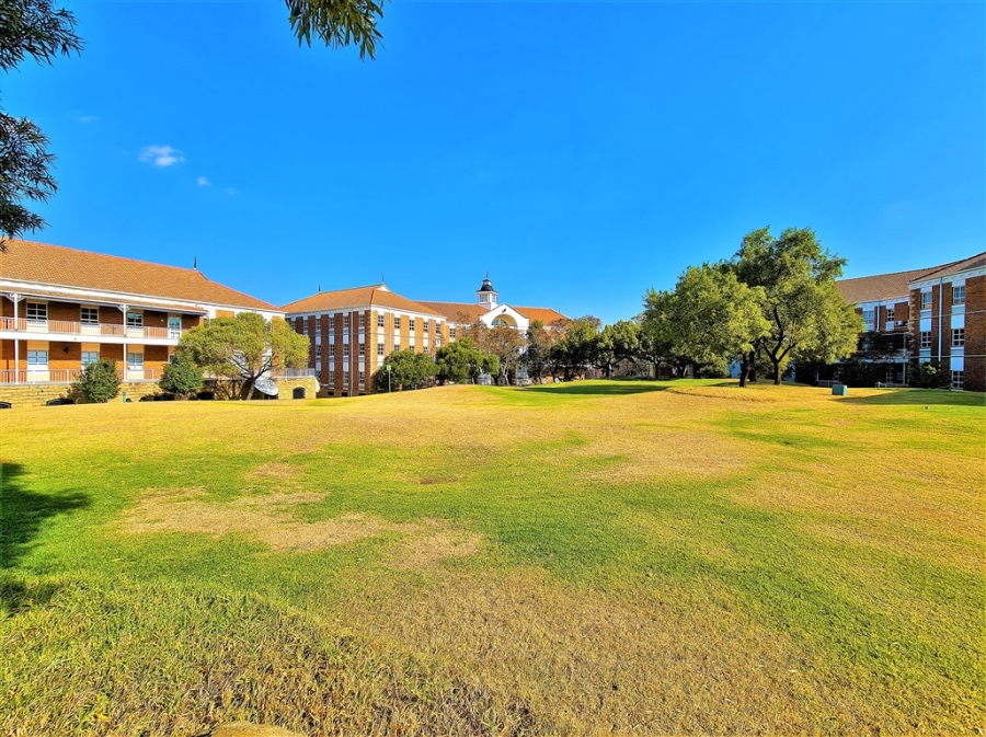 To Let Commercial Property for Rent in Fourways Gauteng