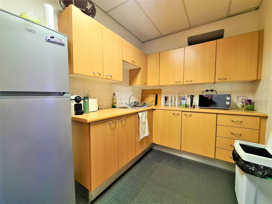 To Let Commercial Property for Rent in Fourways Gauteng