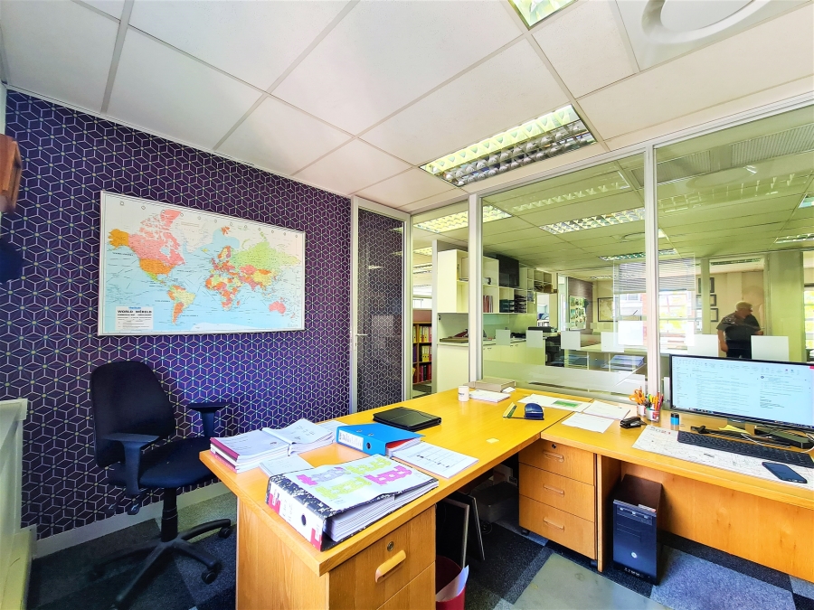 To Let Commercial Property for Rent in Fourways Gauteng