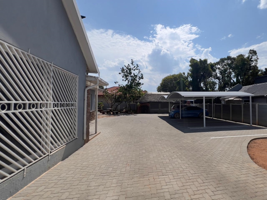 To Let 3 Bedroom Property for Rent in Montana Gauteng