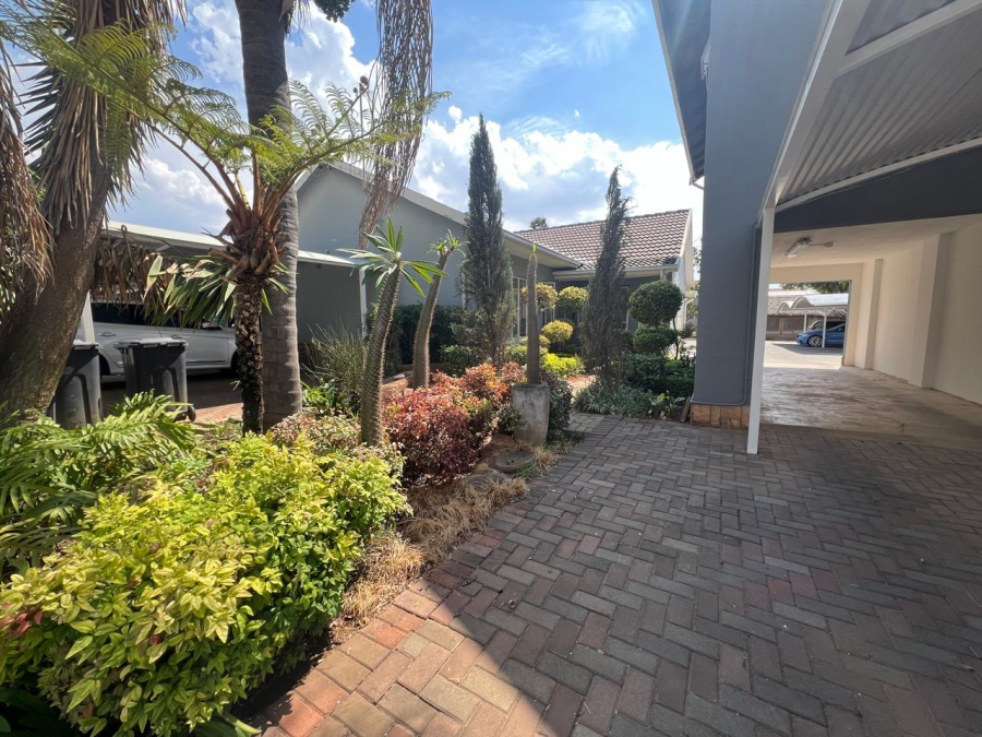 To Let 3 Bedroom Property for Rent in Montana Gauteng