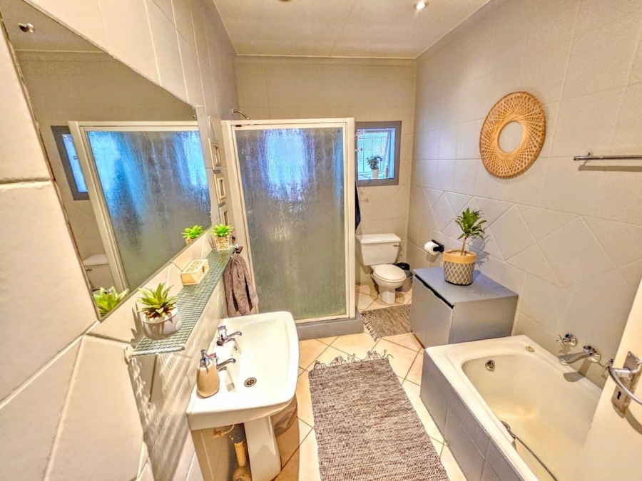 To Let 3 Bedroom Property for Rent in Montana Gauteng