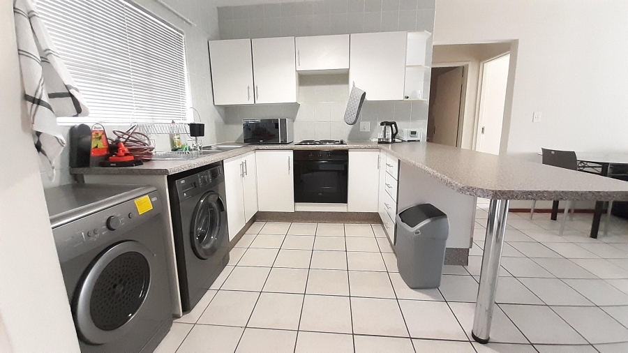 To Let 2 Bedroom Property for Rent in New Redruth Gauteng