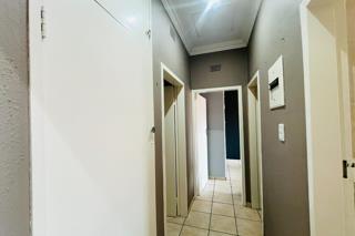 2 Bedroom Property for Sale in New Redruth Gauteng