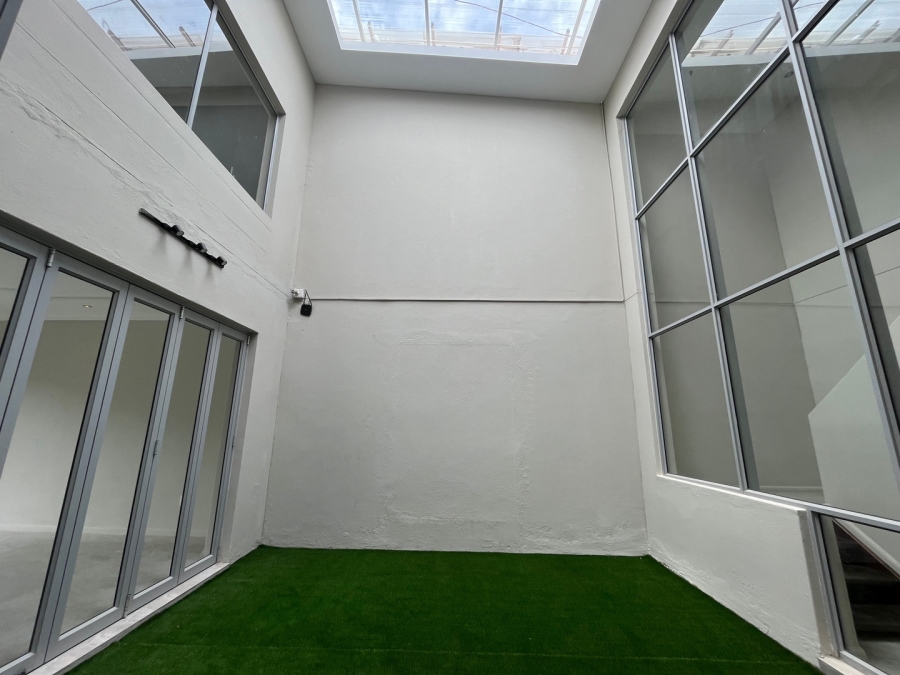 To Let 4 Bedroom Property for Rent in Hyde Park Gauteng