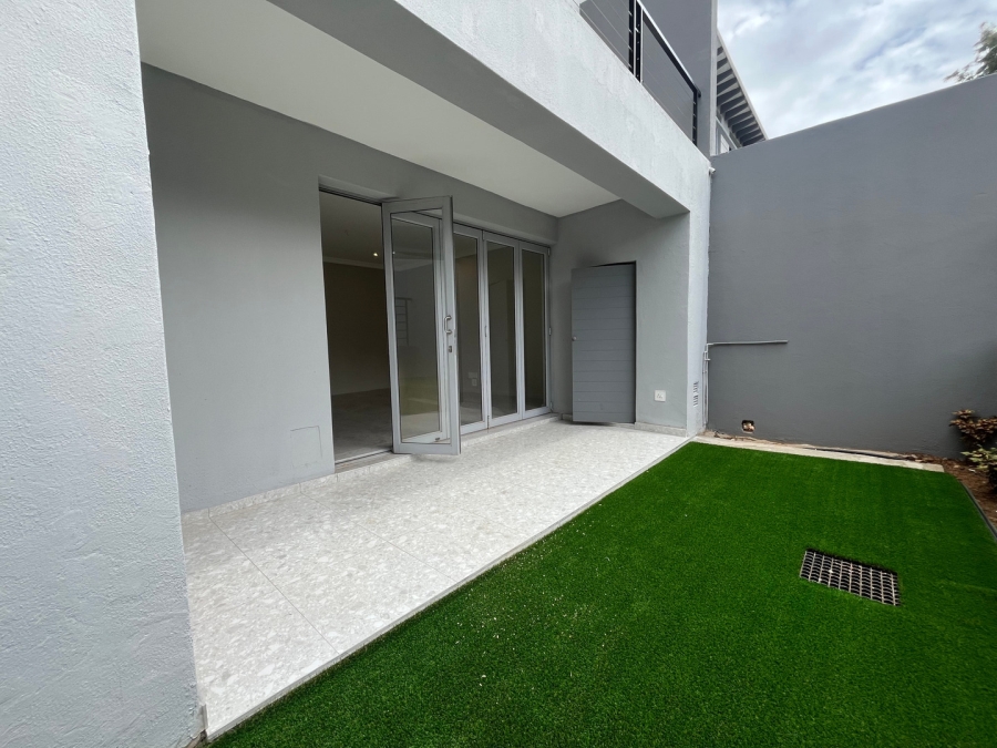 To Let 4 Bedroom Property for Rent in Hyde Park Gauteng
