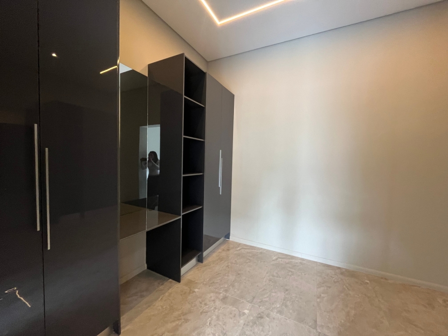 To Let 4 Bedroom Property for Rent in Hyde Park Gauteng