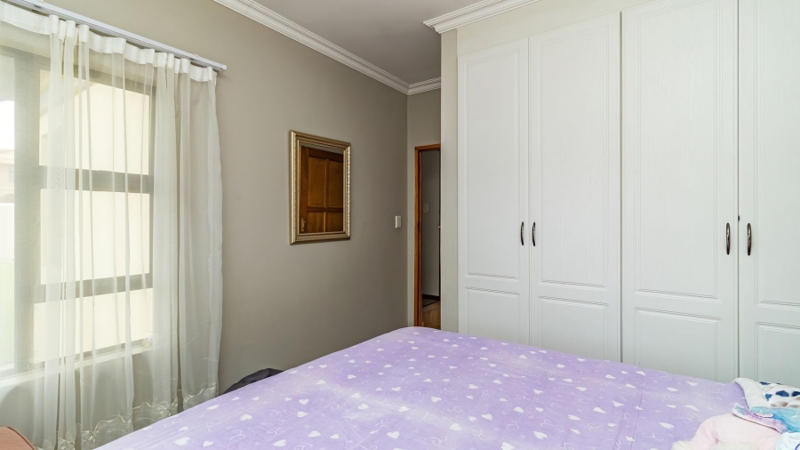 3 Bedroom Property for Sale in Glen Marais Gauteng