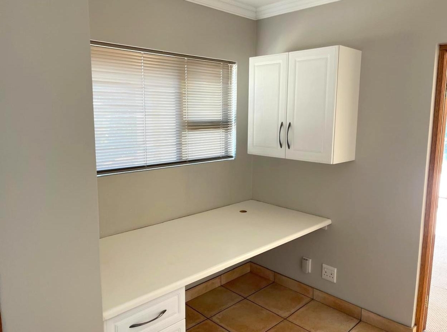 3 Bedroom Property for Sale in Glen Marais Gauteng