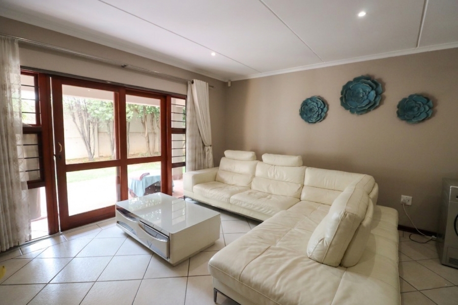 3 Bedroom Property for Sale in Bryanston Gauteng