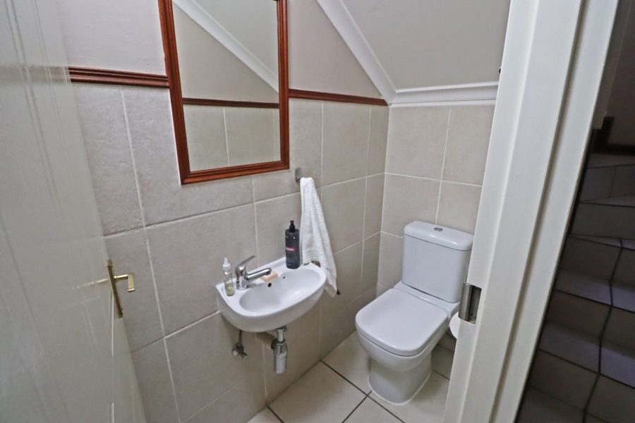 3 Bedroom Property for Sale in Bryanston Gauteng