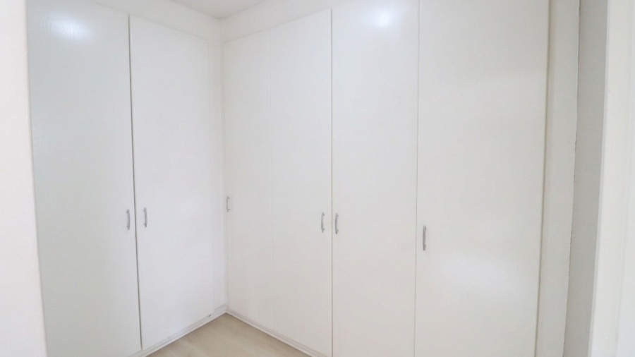 3 Bedroom Property for Sale in Bryanston Gauteng