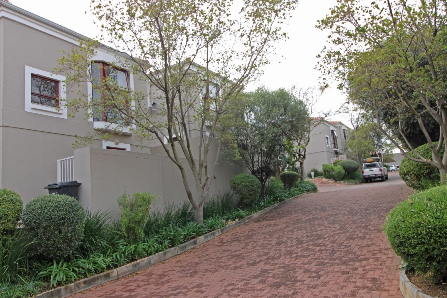 3 Bedroom Property for Sale in Bryanston Gauteng