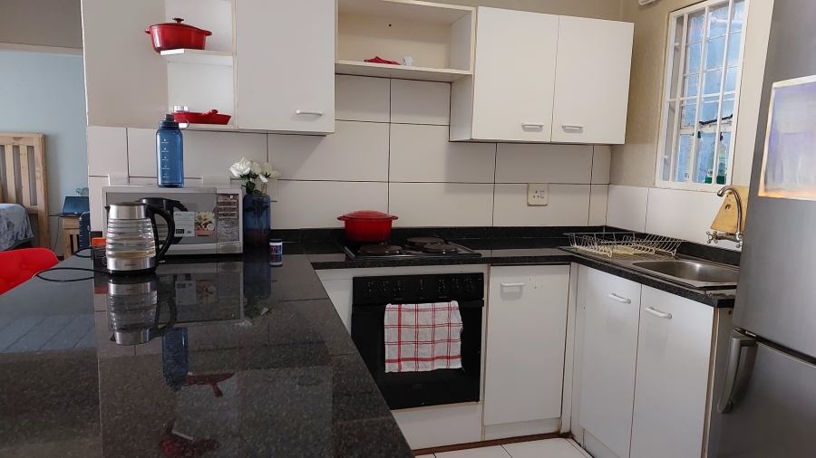 2 Bedroom Property for Sale in Morningside Gauteng