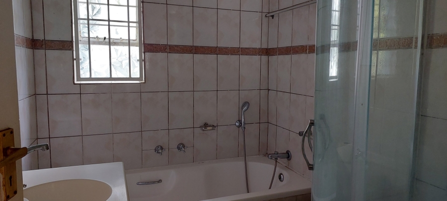 2 Bedroom Property for Sale in Morningside Gauteng