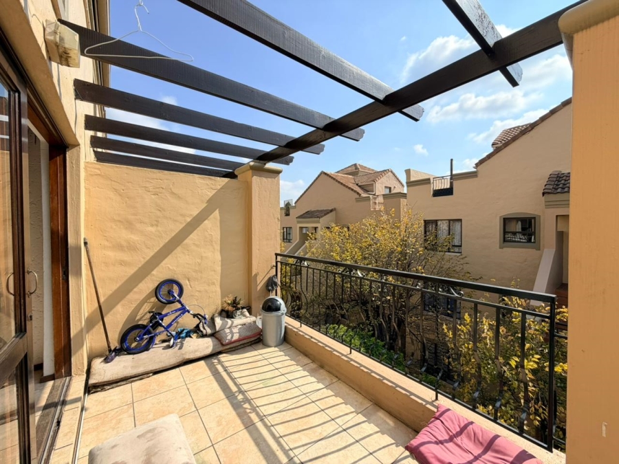 1 Bedroom Property for Sale in Lonehill Gauteng